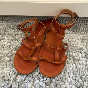 American Eagle Outfitters brown leather sandal